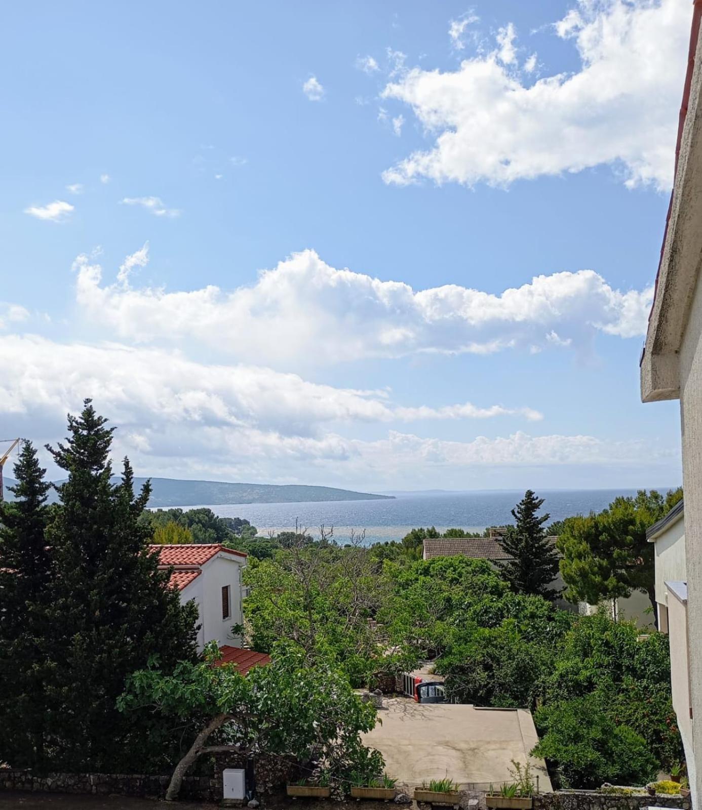 Rooms Helena Krk Town Exterior foto
